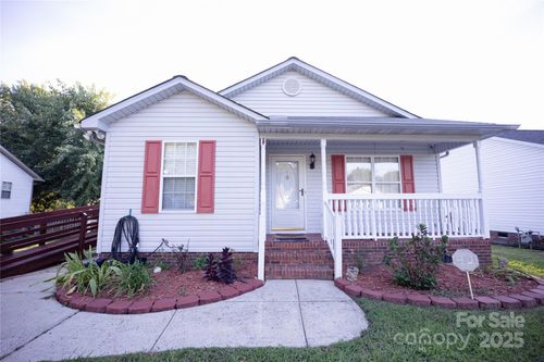 376 Brookgreen Pl Nw, Concord, NC, 28027-0721 | Card Image