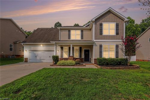 240 Water Mill Rd, Kernersville, NC, 27284-7094 | Card Image