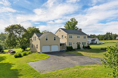 176 White Oaks Road, Laconia, NH, 03246 | Card Image