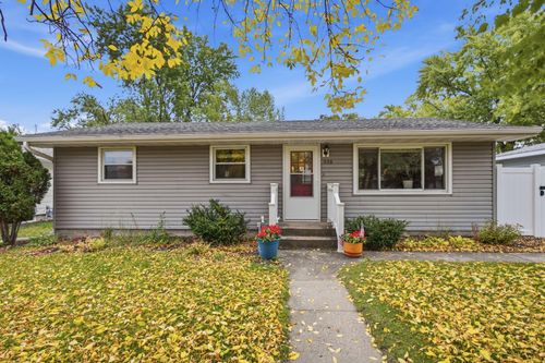 938 34th Ave N, Saint Cloud, MN, 56303-2244 | Card Image