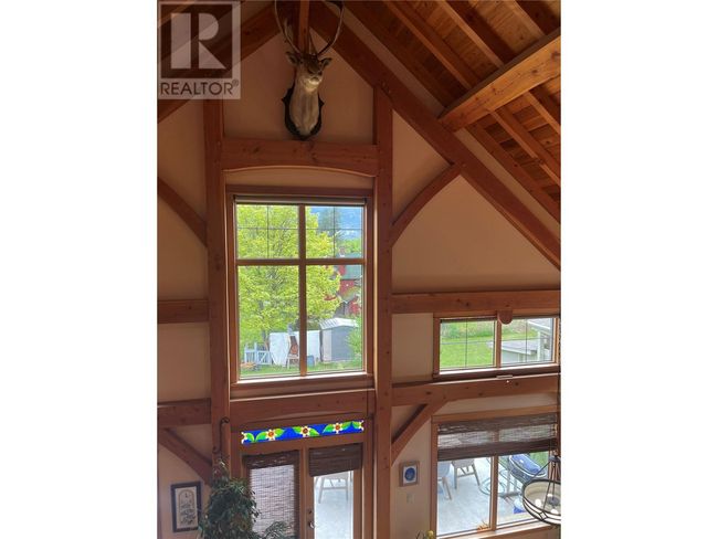130 8 Th St, House other with 2 bedrooms, 3 bathrooms and null parking in Kaslo BC | Image 51