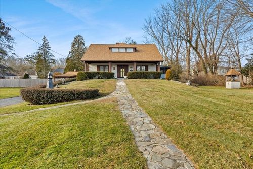 15 Seaview Ave, Swansea, MA, 02777-1115 | Card Image