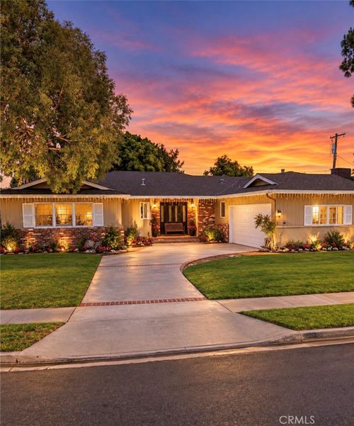620 N Janss Way, Anaheim, CA, 92805-2509 | Card Image