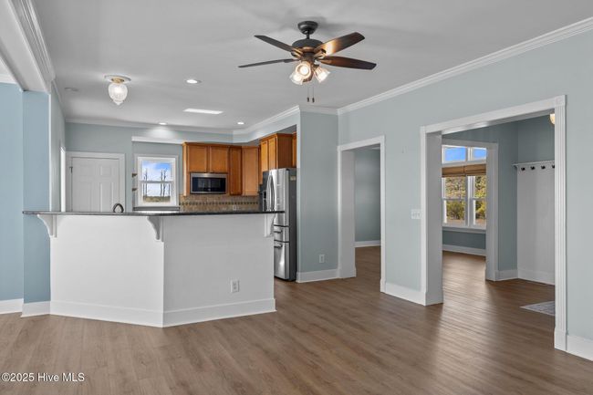 Kitchen | Image 17