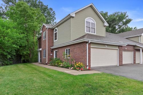 201-8485 S Ashbury Lane, Oak Creek, WI, 53154 | Card Image