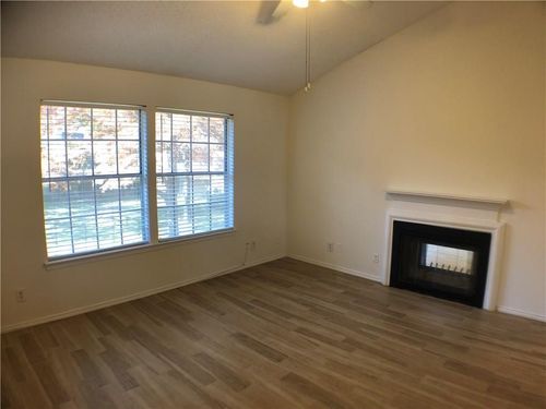 2055-5300 Keller Springs Rd, Dallas, TX, 75248-2704 | Card Image