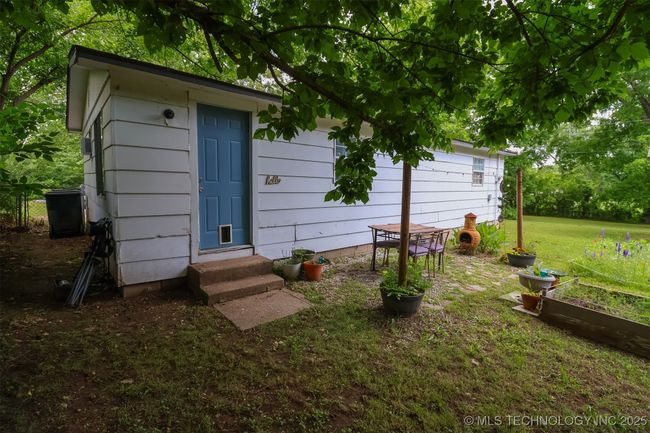 714 Maple St, House other with 2 bedrooms, 1 bathrooms and null parking in Sapulpa OK | Image 26
