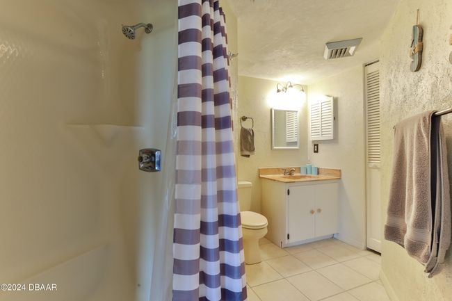 2B1 - 1 Oceans West Blvd, Condo with 2 bedrooms, 2 bathrooms and null parking in Daytona Beach Shores FL | Image 18