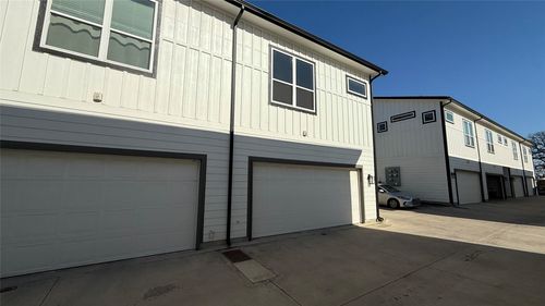 unit-104-2116 Shea Rd, Dallas, TX, 75235-4310 | Card Image