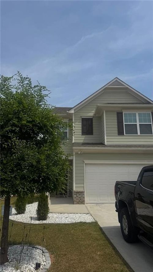 4895 Hillstone Dr, Gainesville, GA, 30504-8128 | Card Image