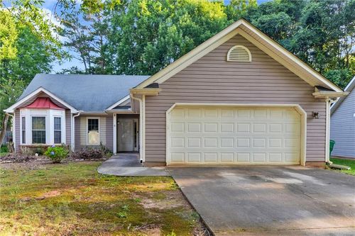 2435 Hillvale Cir, Lithonia, GA, 30058-1817 | Card Image
