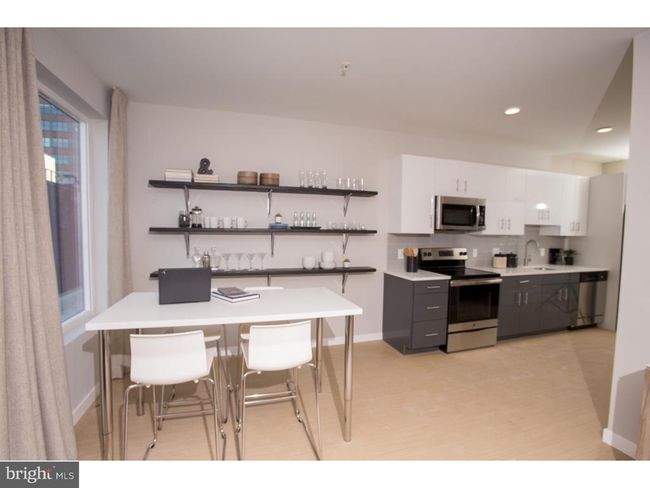 APT-200 - 121 N 2 Nd St, Condo with 2 bedrooms, 2 bathrooms and null parking in PHILADELPHIA PA | Image 4
