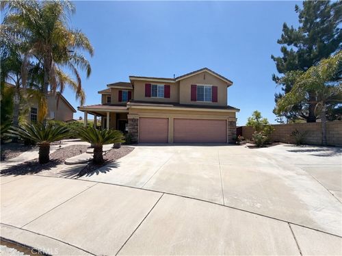 27801 Canyon Hills, Murrieta, CA, 92563 | Card Image
