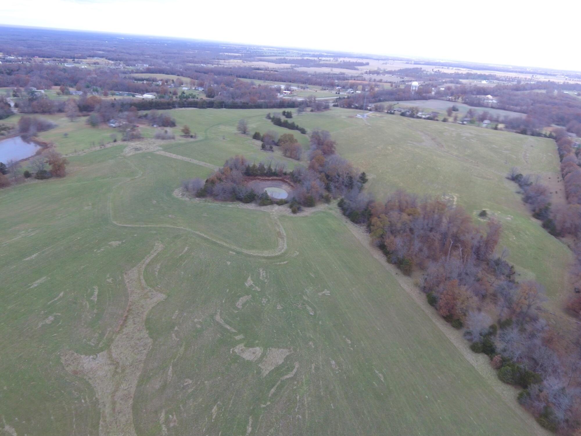 Land in HALLSVILLE 2