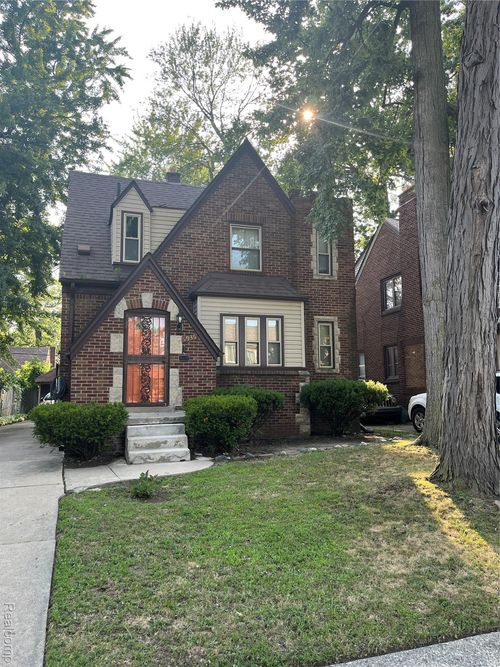 5935 Bishop St, Detroit, MI, 48224-2047 | Card Image