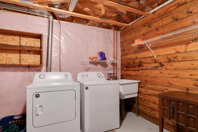 701 11 Th Ave Nw, House other with 3 bedrooms, 3 bathrooms and null parking in Isanti MN | Image 25