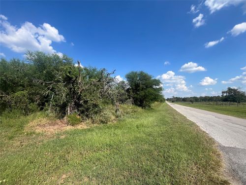 000 Campo Santo St, Sealy, TX, 77474 | Card Image