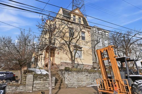 2227 Wheeler St, Cincinnati, OH, 45219 | Card Image