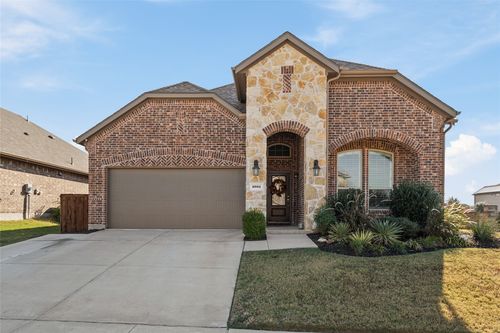 1001 Berry St, Celina, TX, 75009-1615 | Card Image