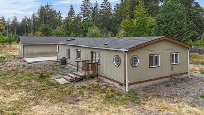 12835 Hubbard Street Se, House other with 3 bedrooms, 2 bathrooms and null parking in Rainier WA | Image 3