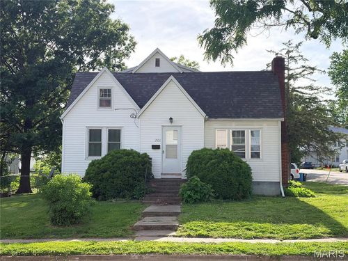 201 S Washington St, Paris, MO, 65275-1269 | Card Image