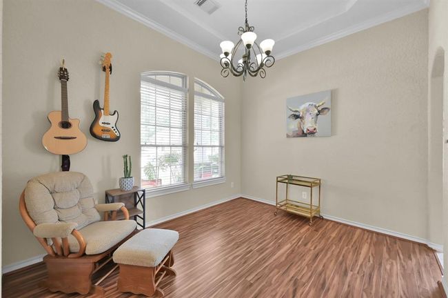 3307 Ellscott Ct, House other with 4 bedrooms, 2 bathrooms and 2 parking in Spring TX | Image 4