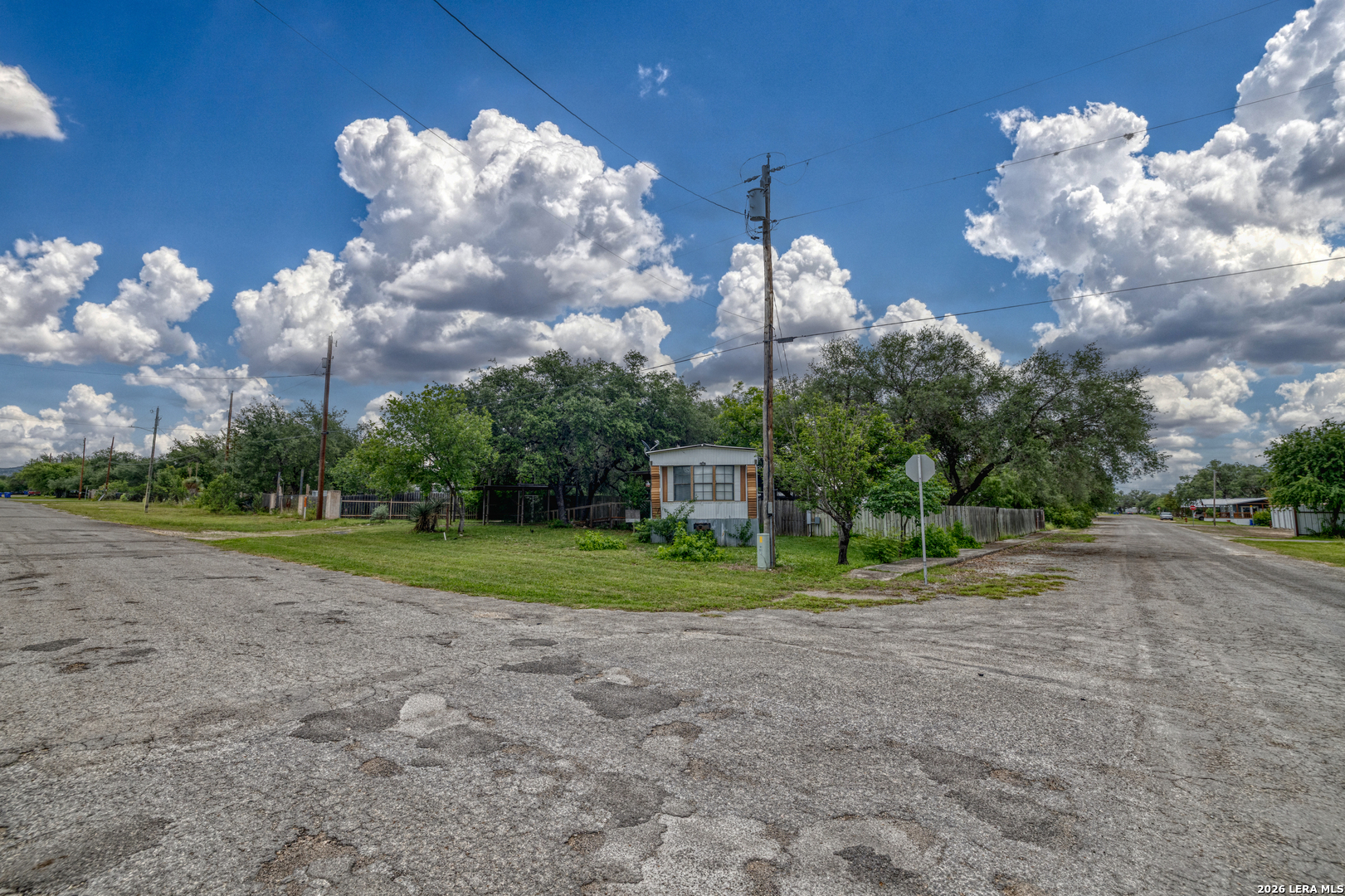 Residential in Camp Wood 3