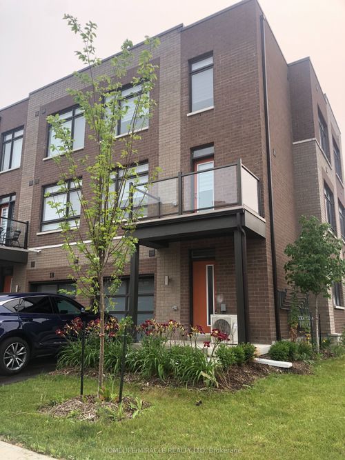 22 Bluenose St, Vaughan, ON, L4L0L7 | Card Image