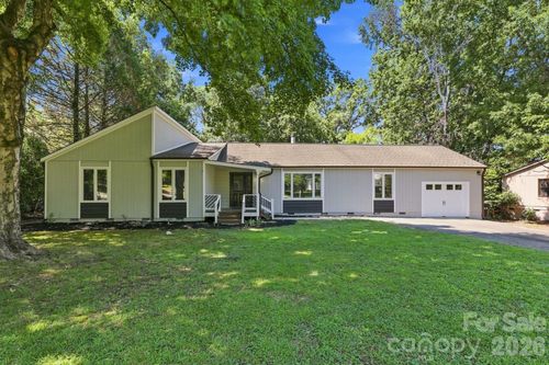9110 Raintree Ln, Charlotte, NC, 28277-9873 | Card Image