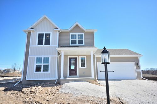 W197N5350 Lodgepole Ct, Menomonee Falls, WI, 53051-1809 | Card Image