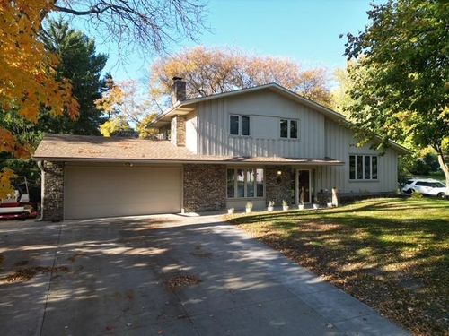 8500 Isle Ave S, Cottage Grove, MN, 55016-3267 | Card Image