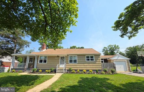 882 Sawyer Ave, Vineland, NJ, 08360-3914 | Card Image