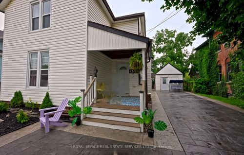 4347 Simcoe St, Niagara Falls, ON, L2E1T5 | Card Image