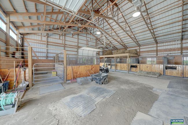 6255 Sw 58 Th St, House other with 5 bedrooms, 4 bathrooms and 3 parking in Denton NE | Image 75