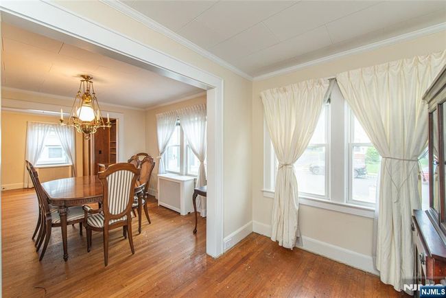 27 Dodd Rd, House other with 3 bedrooms, 2 bathrooms and null parking in West Caldwell NJ | Image 9