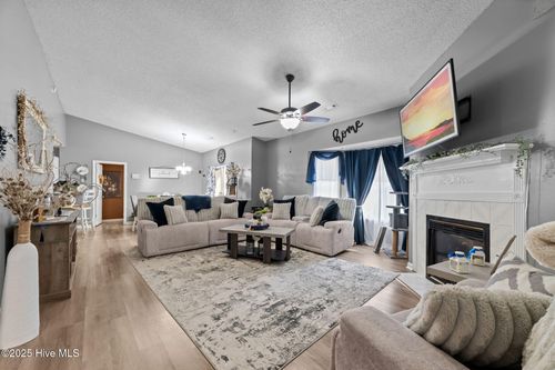 apt-h-3302 Mulberry Ln, Greenville, NC, 27858-8824 | Card Image