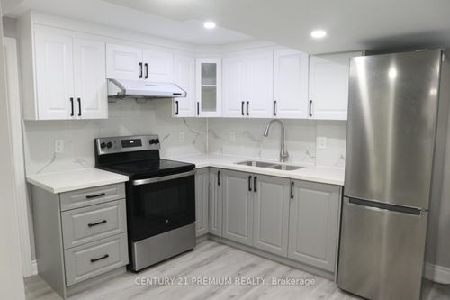 lower-25 Sewells Lane, Brampton, ON, L7A2Z9 | Card Image