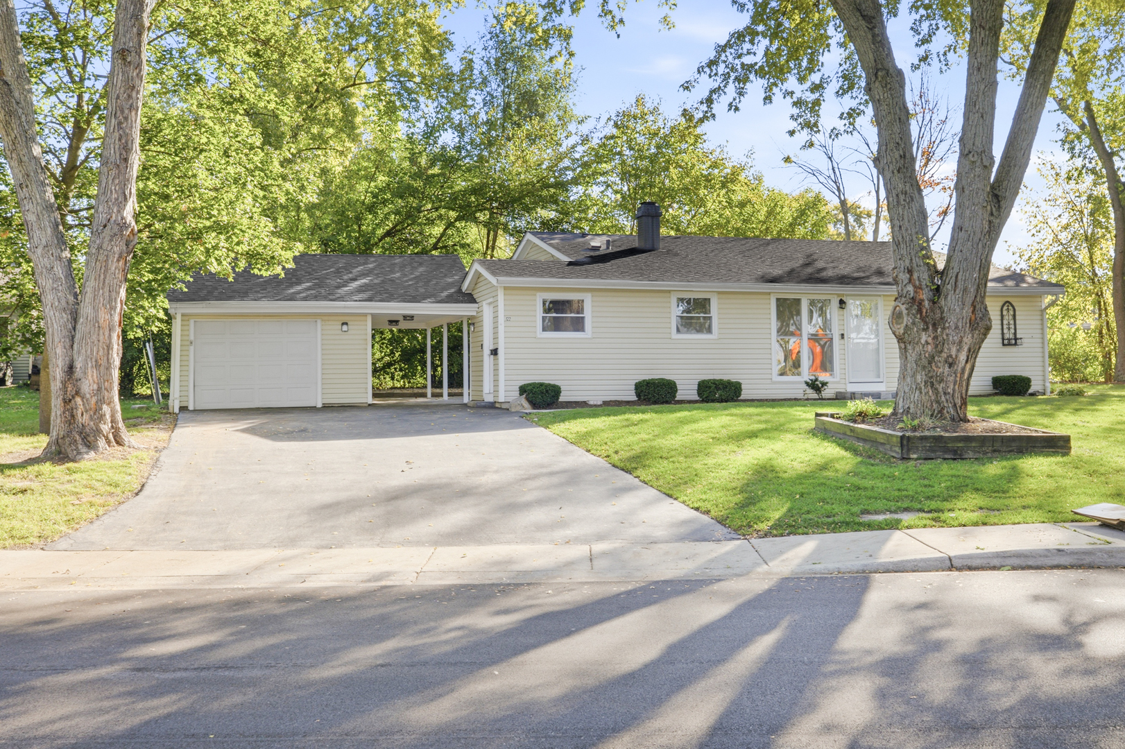 Residential in Carpentersville