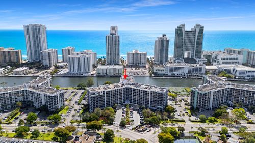 823-600 Parkview Dr, Hallandale Beach, FL, 33009-2977 | Card Image