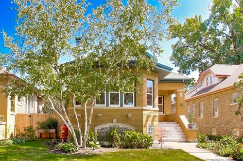 1212 Ridgeland Ave, Oak Park, IL, 60302-1138 | Card Image