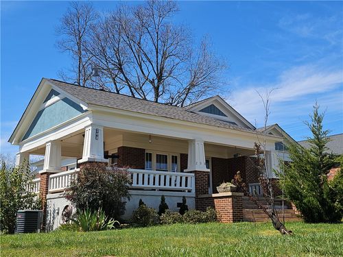 208 Pendleton St, Pickens, SC, 29671-2445 | Card Image