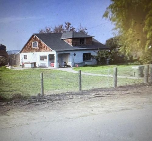 913 Dianne Dr, Turlock, CA, 95380-9501 | Card Image