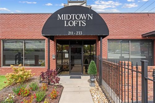 231-205 Johnson Ave, Carrollton, GA, 30117-3120 | Card Image