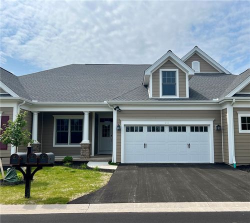 253 Bretlyn Cir, Rochester, NY, 14618-2686 | Card Image