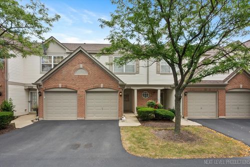2710 Rockport Ln, Naperville, IL, 60564-4670 | Card Image