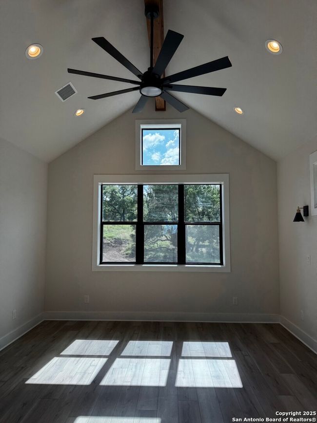 166 Restless Wind, House other with 4 bedrooms, 5 bathrooms and null parking in Spring Branch TX | Image 18