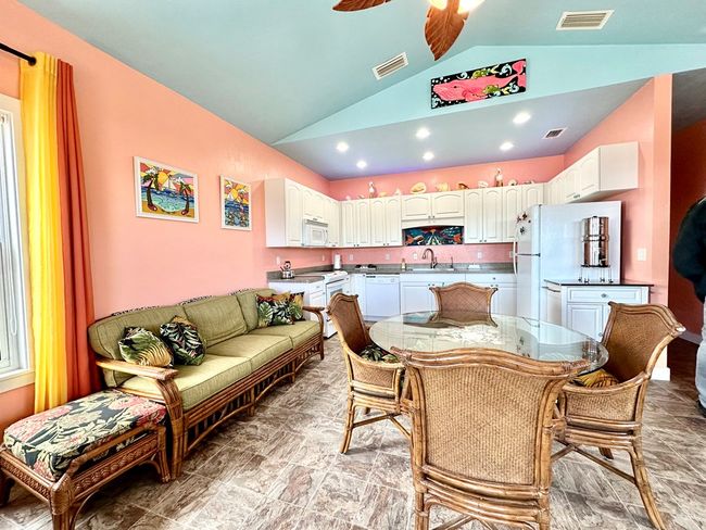 841 2nd St, House other with 3 bedrooms, 2 bathrooms and null parking in CEDAR KEY FL | Image 13