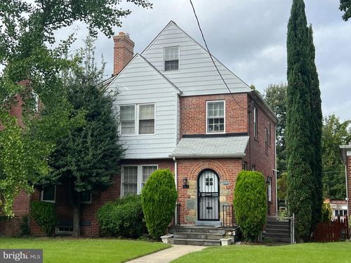 1327 Somerset Place Nw, WASHINGTON, DC, 20011 | Card Image