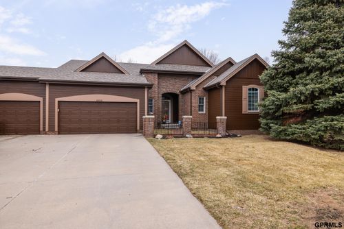 18010 Dewey Cir, Elkhorn, NE, 68022-5670 | Card Image