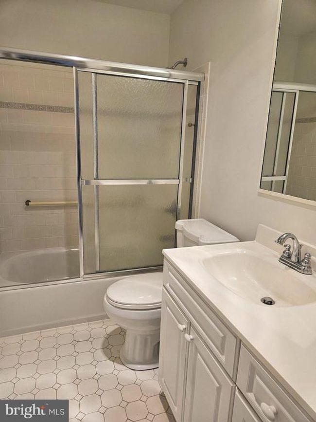 APT-205 - 1 Smeton Pl, Condo with 2 bedrooms, 2 bathrooms and null parking in TOWSON MD | Image 21